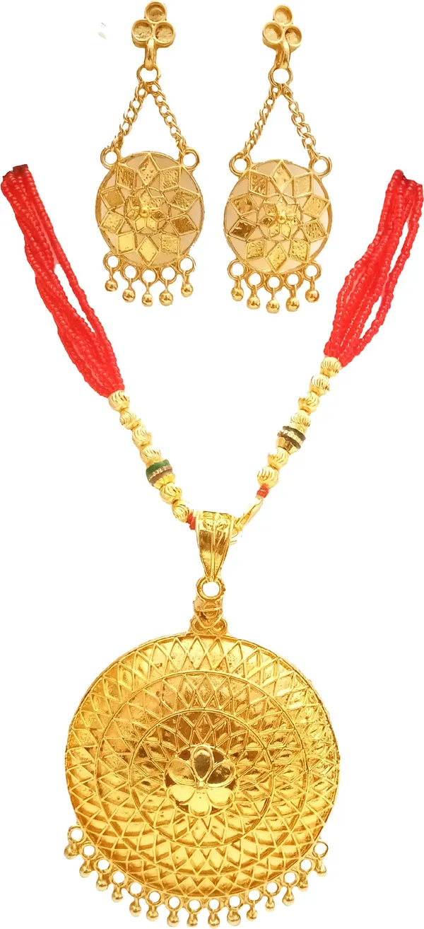 Assamese_Traditional_Gold_Plated_Japi_With_Red_Tassel_Jewellery_Set_For_Women